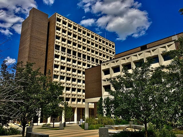 University of Buffalo School of Engineering and Applied Sciences