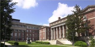 Syracuse University Maxwell School of Citizenship and Public Affairs